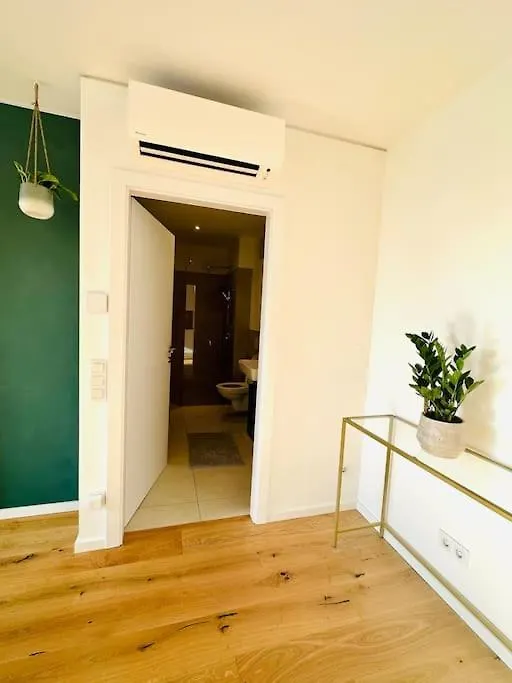 Apartamento Sunny Terrace Penthouse With Ac - Self Check-In Viena